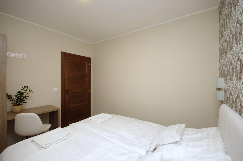 Mosoly Deluxe Apartman Gyula Bagian luar foto